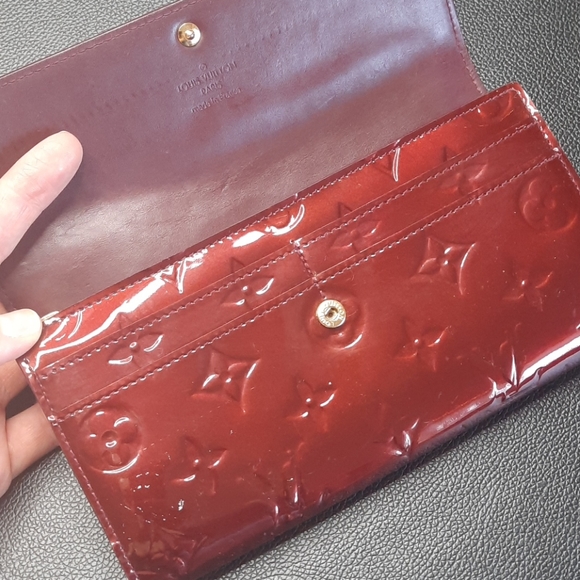 Authentic Louise Vuitton wallet - Picture 7 of 9